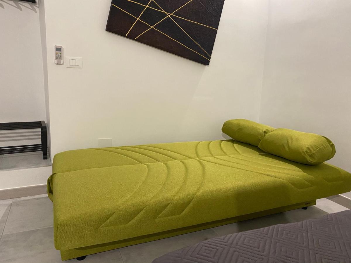 Rossaroll One Park Free Villa Ното Екстериор снимка